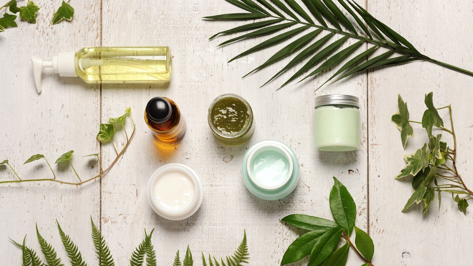 5 Common Skincare Mistakes That May Be Damaging Your Skin